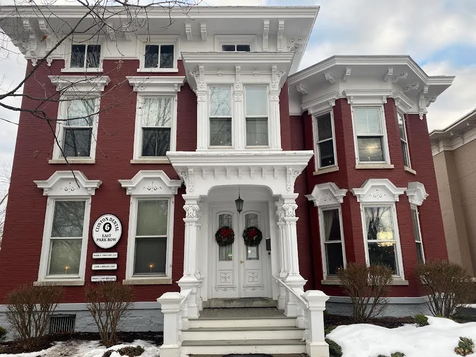 Clinton Dental Storefront